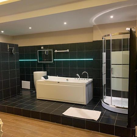קריבי Sky Kenako Hotel מראה חיצוני תמונה