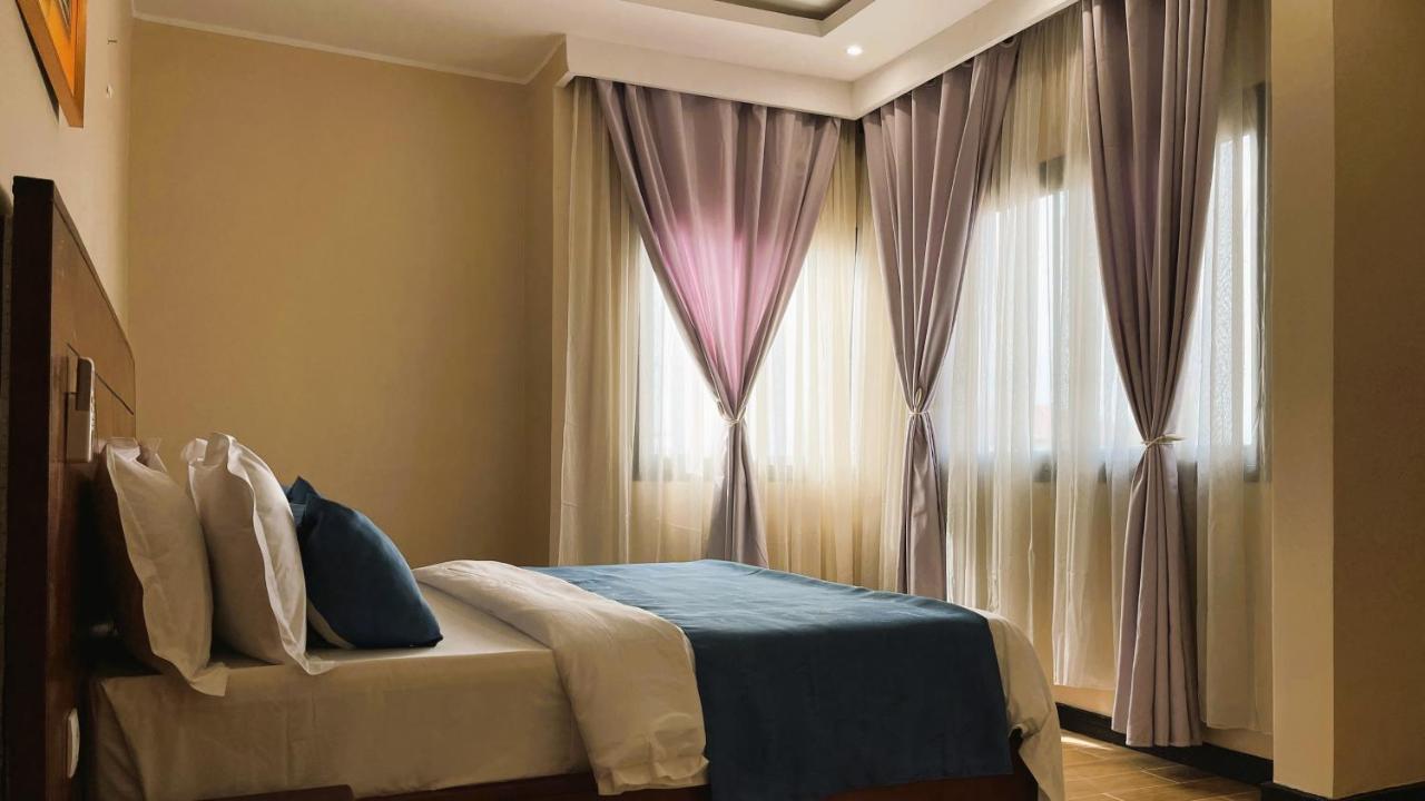 קריבי Sky Kenako Hotel מראה חיצוני תמונה