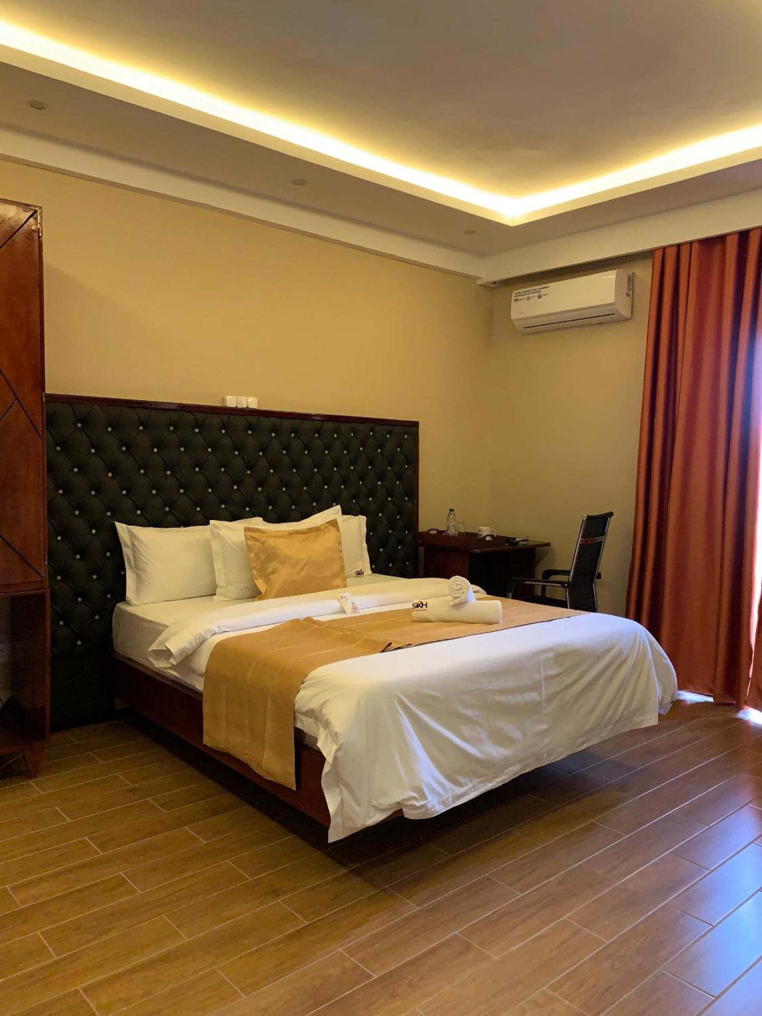 קריבי Sky Kenako Hotel מראה חיצוני תמונה